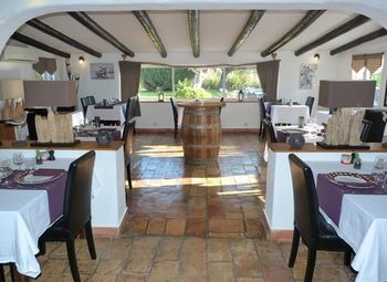 Hotel Le Mas De Calabrun