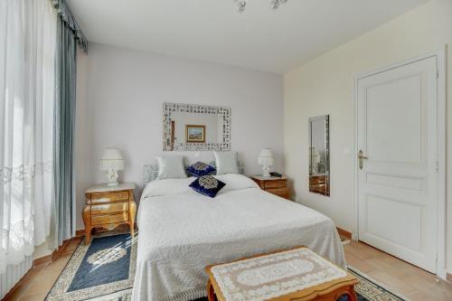 Hotel Ch�teau Le Me�-l�s�