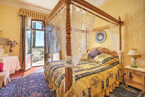 Hotel Ch�teau Le Me�-l�s�
