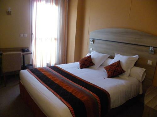 Hotel Les Etoiles Du Forez
