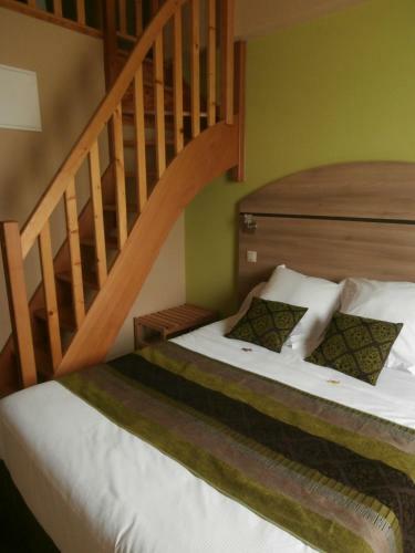 Hotel Les Etoiles Du Forez