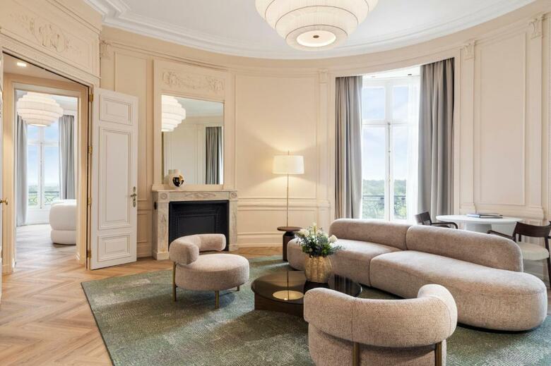 Tiara Ch�teau Hotel Mont Royal Chantilly