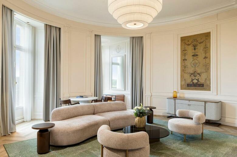 Tiara Ch�teau Hotel Mont Royal Chantilly