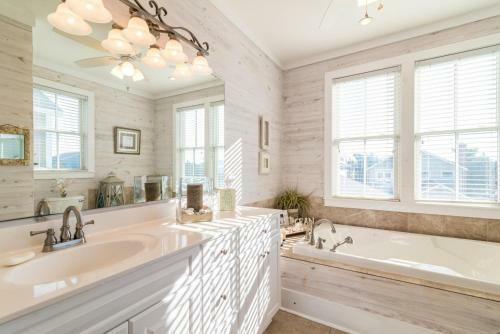 Carolina Corner Home