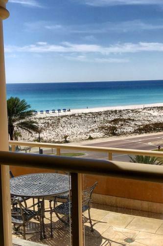 Apartamento T3 502 (2) Bedroom Gulf View (elite) Terrace Unit