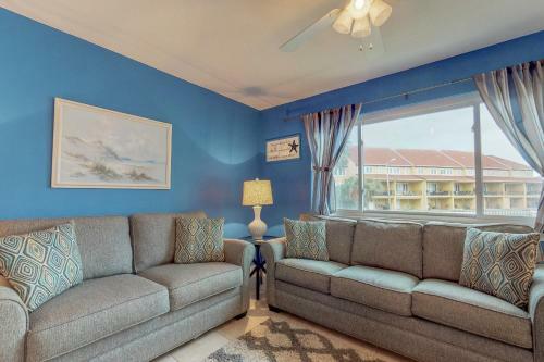 Regency Cabanas #d4
