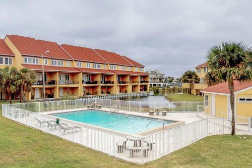 Regency Cabanas #d4