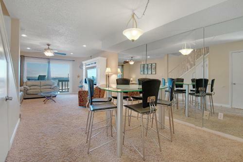 White Sands Bay Front Pensacola Condo