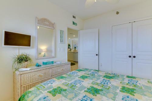 Beachy Beaut At Emerald Isle