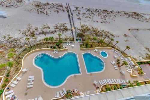 Beachy Beaut At Emerald Isle