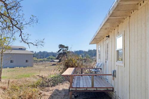 Bed & Breakfast Your Favorite Country Home W/ Everything You Need