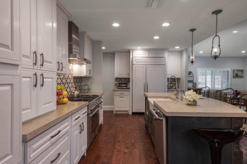 Thunderbird Estate