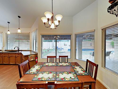13810 N 50th St Home