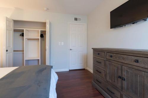 Warm Contemporary