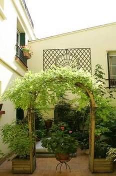 Hotel La Br�che Du Bois