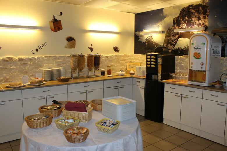 Hotel Domaine De Saint-est�ve