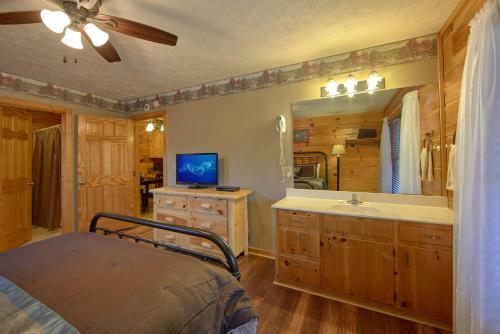 Bear Creek Cabin