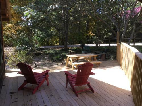 The Treehouse 3 Bedroom Cabin With Fire Pit