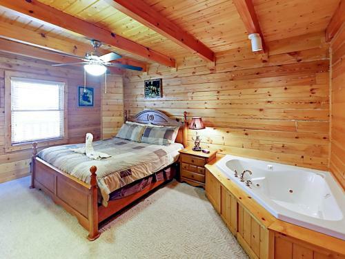 1304 Pine Trail Cabin