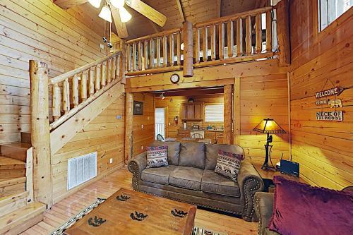 1304 Pine Trail Cabin