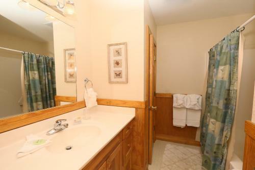 Holly Grove (#1) - Three Bedroom