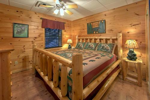 Boulder Bear Lodge #355 - Three Bedroom Cabin