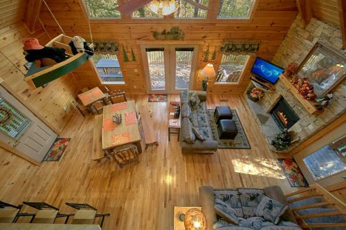 Boulder Bear Lodge #355 - Three Bedroom Cabin
