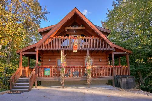 Boulder Bear Lodge #355 - Three Bedroom Cabin