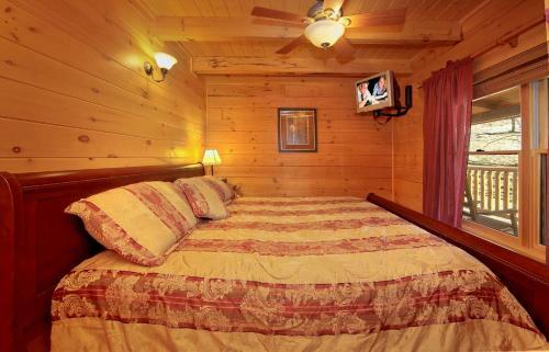 Gone Swimmin' #260 - Two Bedroom Cabin