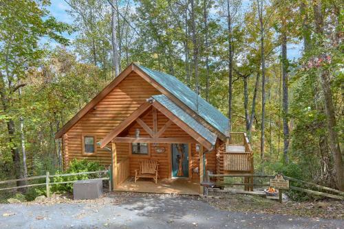Tranquility Den 210 - Two Bedroom Cabin
