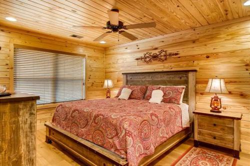 River Romance 2328 - One Bedroom Cabin