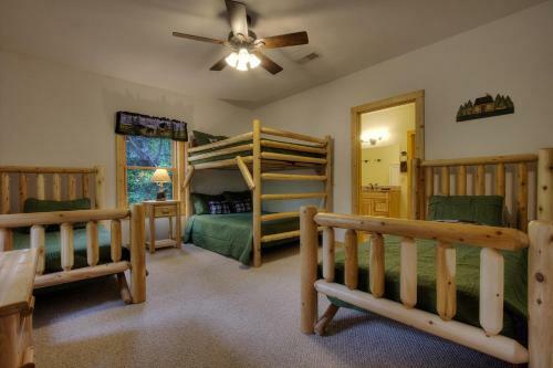 Serenity Now #370 - Three Bedroom Cabin
