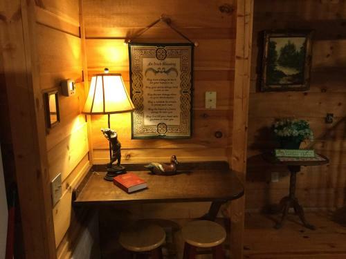Bonnie Lass 3 Bedroom Cabin With Fire Pit