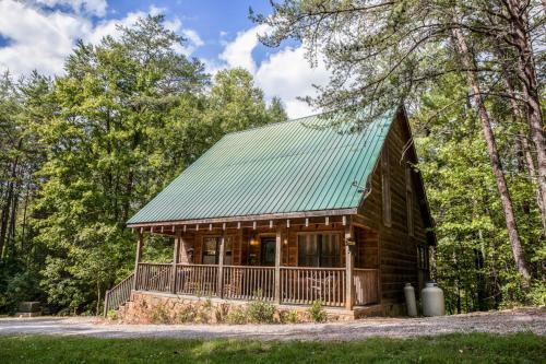 Bonnie Lass 3 Bedroom Cabin With Fire Pit