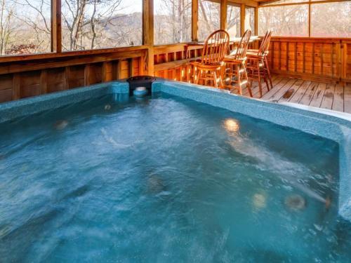 Mountaintop Hideaway