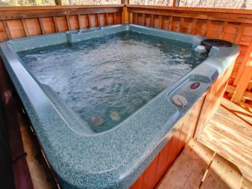 Mountaintop Hideaway
