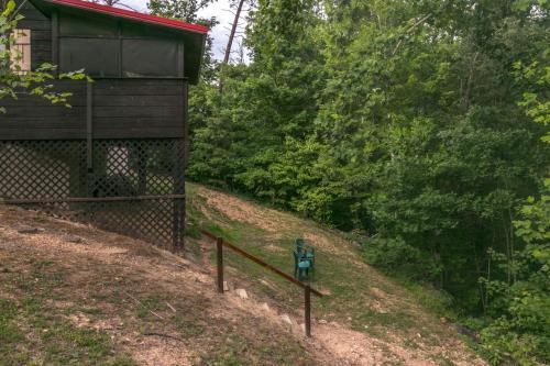 Mountaintop Hideaway