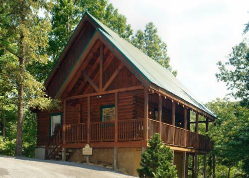 Buddy Bear #249 - Two Bedroom Cabin