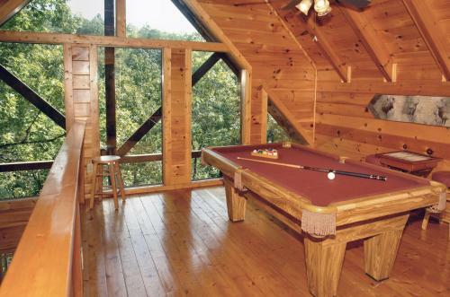 Buddy Bear #249 - Two Bedroom Cabin