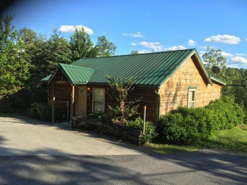 Black Bear View Mtn Cabin