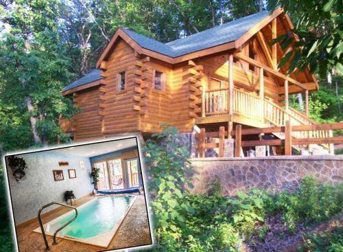 Swim N Bear Honeymoon Cabin With Private Pool