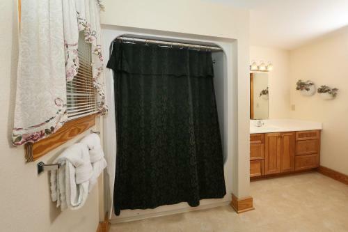 Apartamento Poplar Point Condo Unit 12b - Two Bedroom