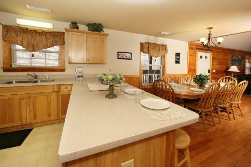 Cedar Falls (#8) - Three Bedroom