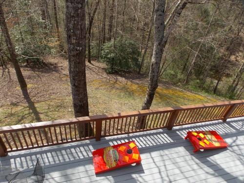 Wandering Bear Lodge Chalet