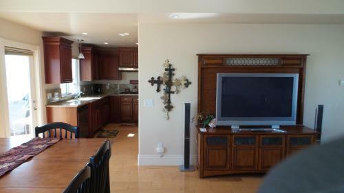 271 Wadsworth Two-bedroom Apartment