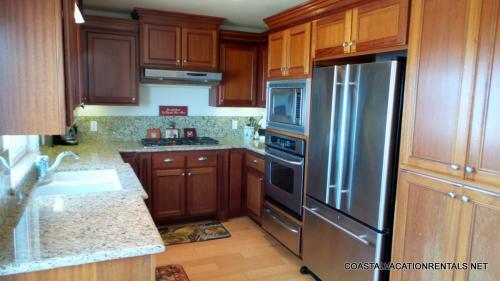 271 Wadsworth Two-bedroom Apartment
