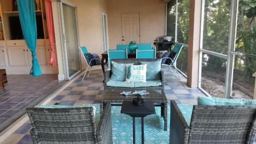 Natural Paradise Sleeps 16