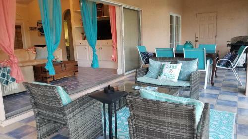 Natural Paradise Sleeps 16