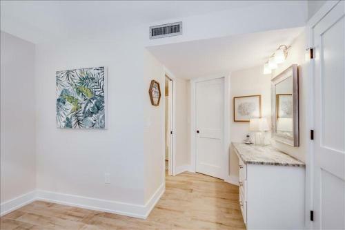Sea Oats 136 Apartment