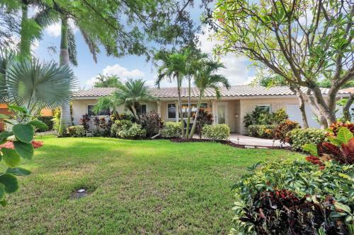 Affinity Robbins -five Bedroom Home